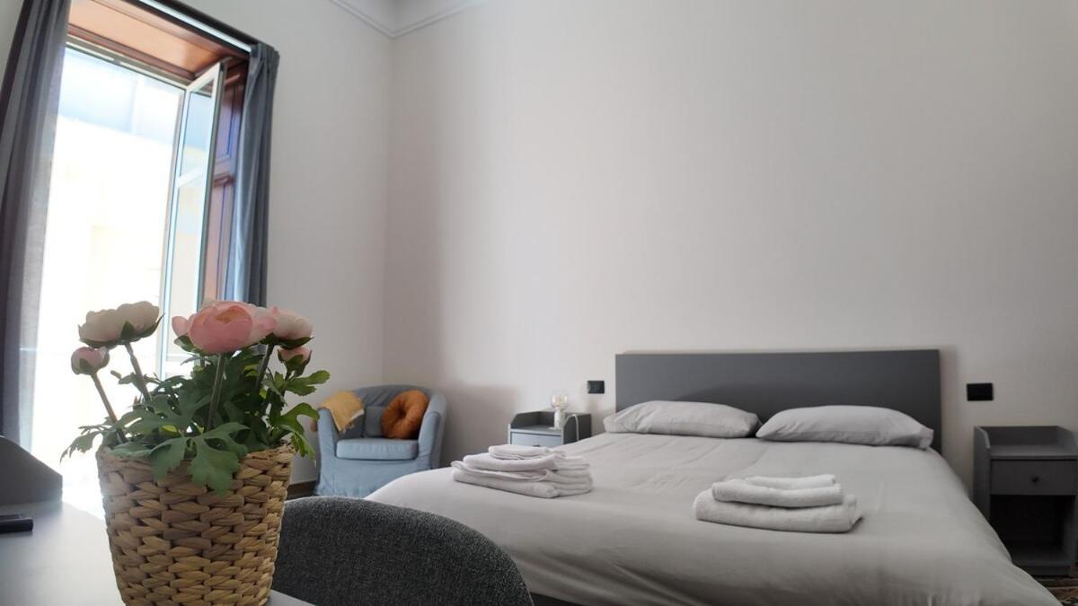 Casa Manu Nuovo Appartamento In Centro Storico Benewent Zewnętrze zdjęcie