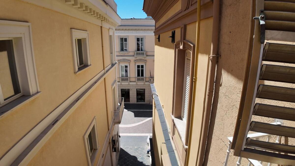 Casa Manu Nuovo Appartamento In Centro Storico Benewent Zewnętrze zdjęcie